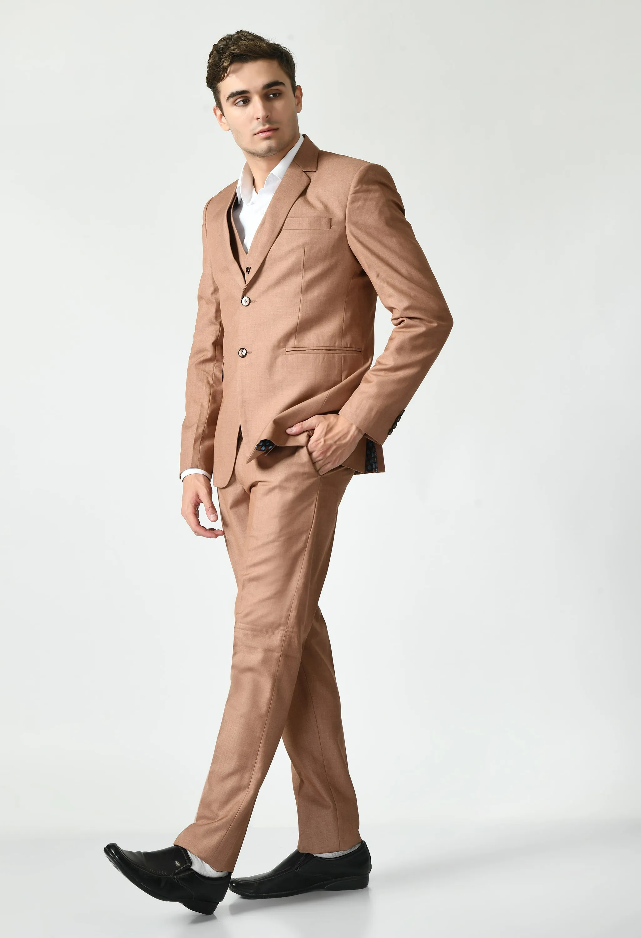 Peach Solid Knitted Slim Fit Suit